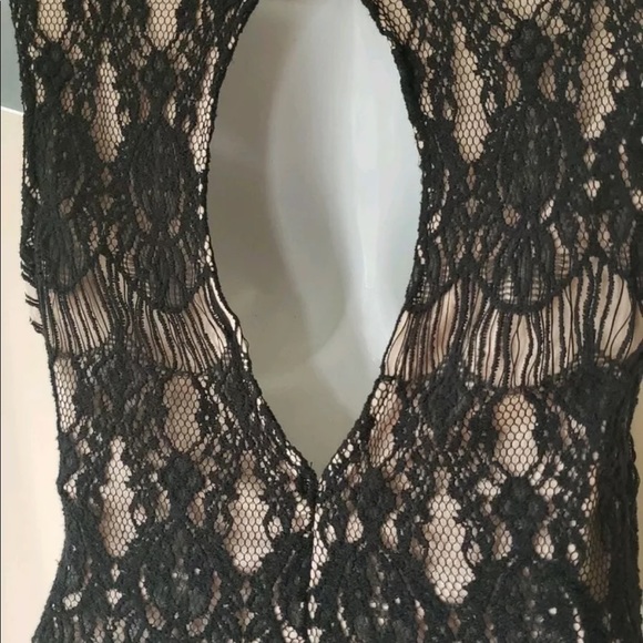 Rachael & Chloe BEAUTIFUL Black Lace & Beige Lining Bodycon NIGHT OUT Dress SZ M - Picture 5 of 12